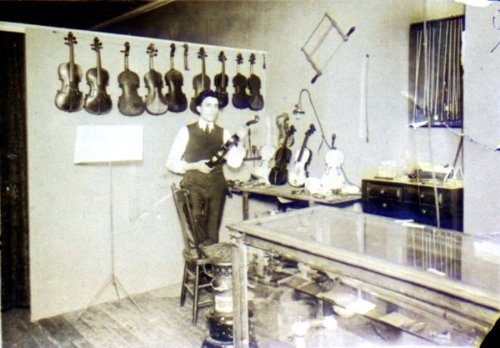 Wiktor Labunski julian a lapinski violin - The Pegbox - Maestronet Forums